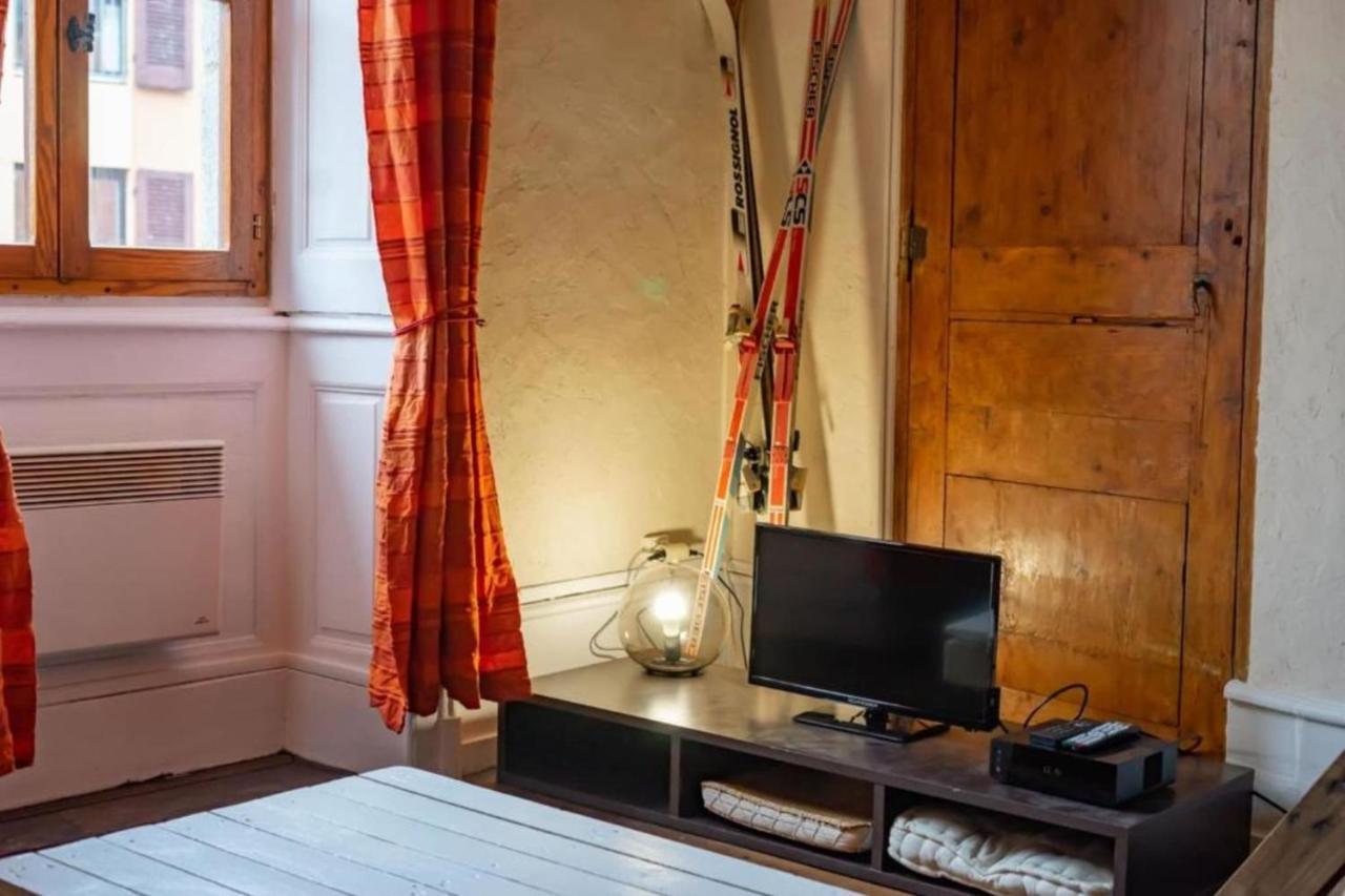 Appartement classé 2 étoiles au cœur du centre historique d'Annecy Extérieur photo