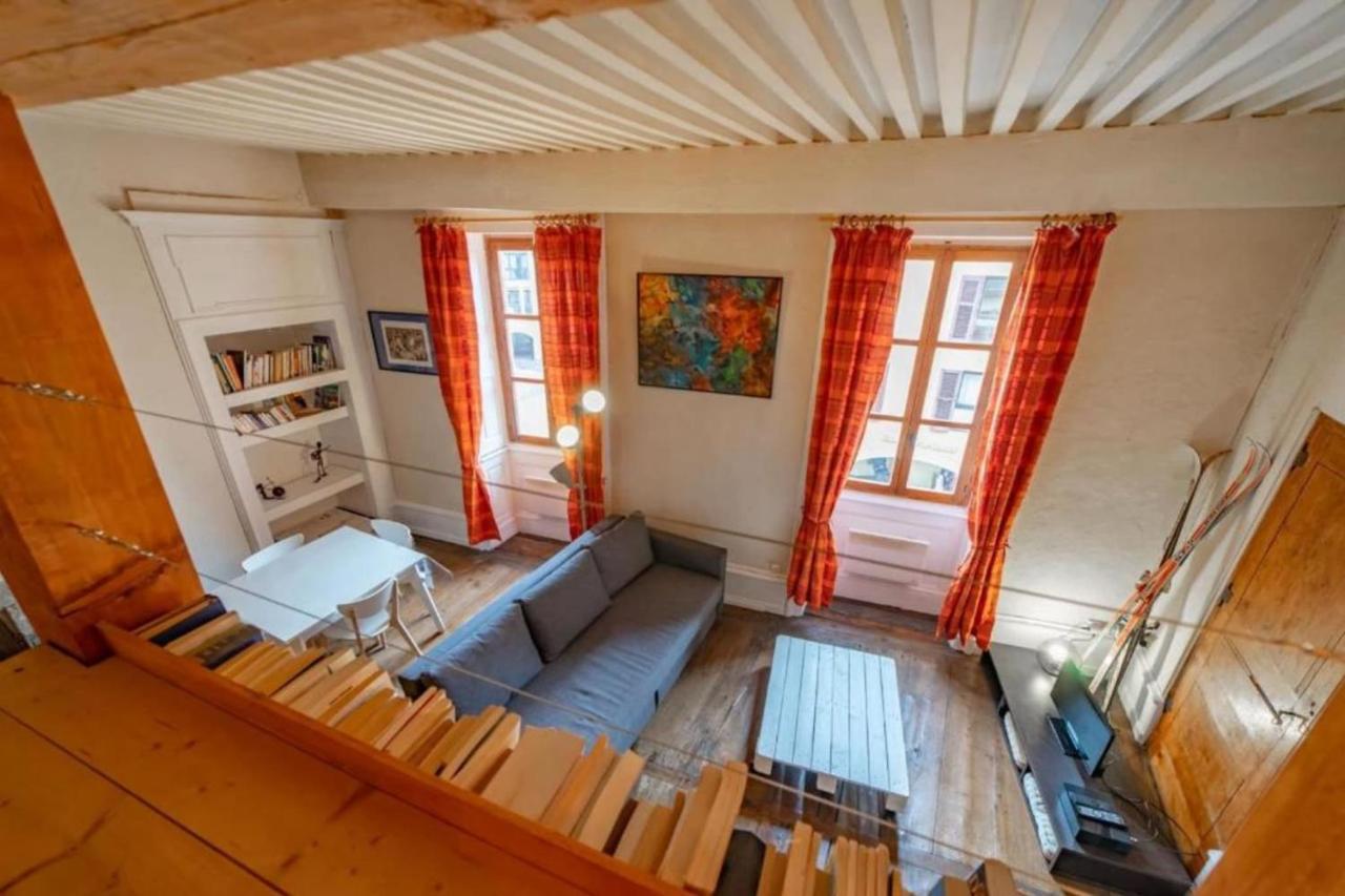 Appartement classé 2 étoiles au cœur du centre historique d'Annecy Extérieur photo
